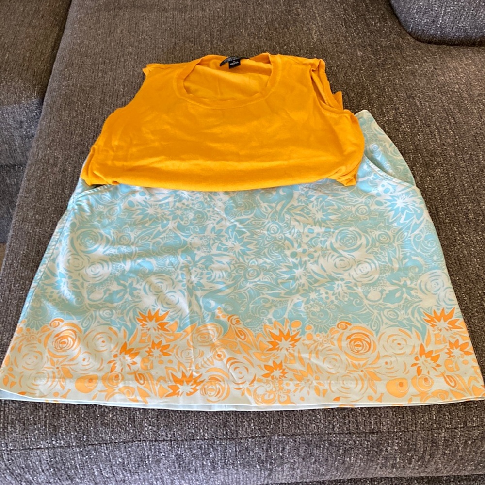 Nike golf skirt and matching top(set)